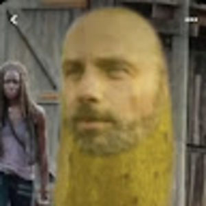 Meet your Posher, Emmara